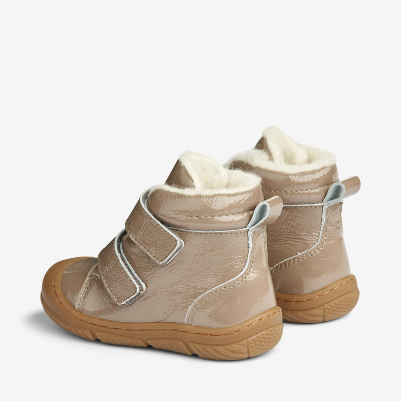Wheat Footwear Snugga Wool Patent | Baby Prewalkers 0090 taupe